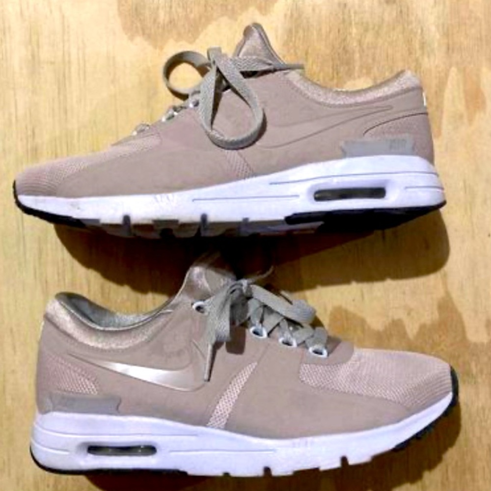 Nike Women's Sneakers in Tan and White